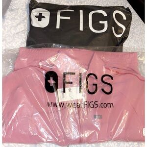 NWT FIGS pink Sydney jacket